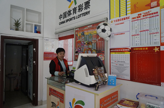 那女人忙说：苏小姐客气了，您和杜女士有任何需求都可以告诉我们，包括你们想吃什么喝什么，用什么穿什么，都可以跟我说，我们少爷吩咐了，让我一定安排到位。